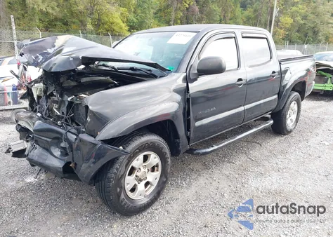 2005 Toyota Tacoma Prerunner V6 z USA, uszkodzony, nr VIN 3TMJU62N65M005888